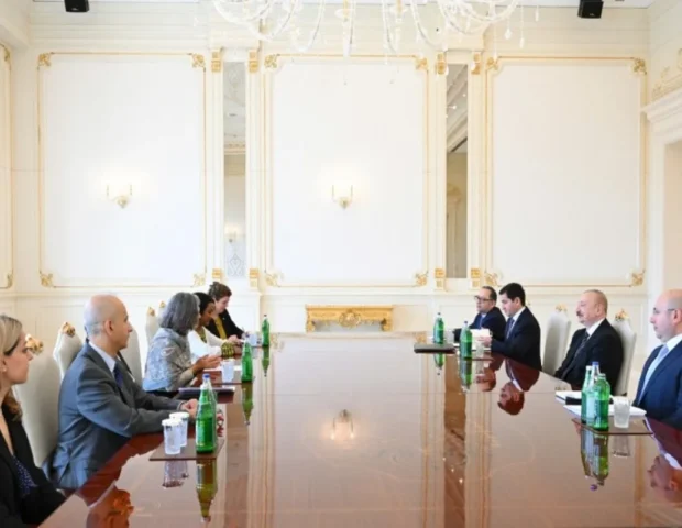 Prezident Anaklaudia Rossbaxı qəbul etdi