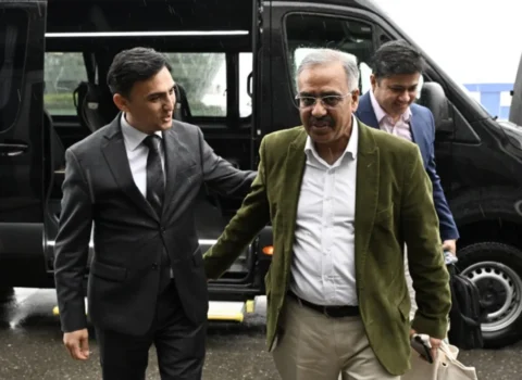 D-8-in Baş katibi Azərbaycanda