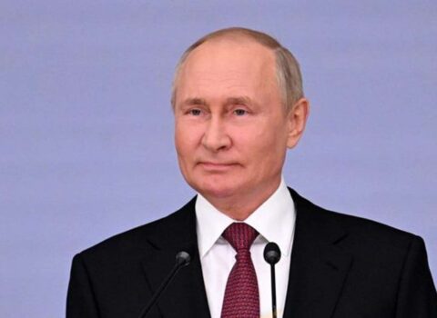 Putin onu görmək üçün ağlayan qızı BELƏ QARŞILADI – VİDEO