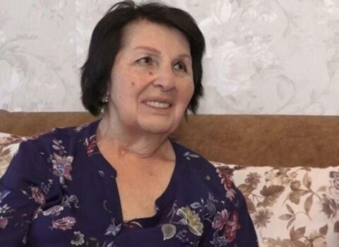 “Bağda gördüyüm ilanı öpüb tumarladım”