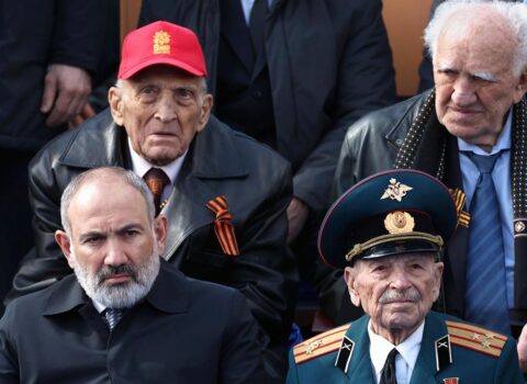Paşinyan Moskvadakı 9 May paradına dəvət olundu – GEDƏCƏKMİ?
