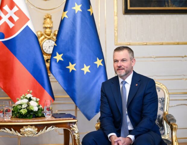 Slovakiya Prezidenti: Azərbaycana səfərimi səbirsizliklə gözləyirəm