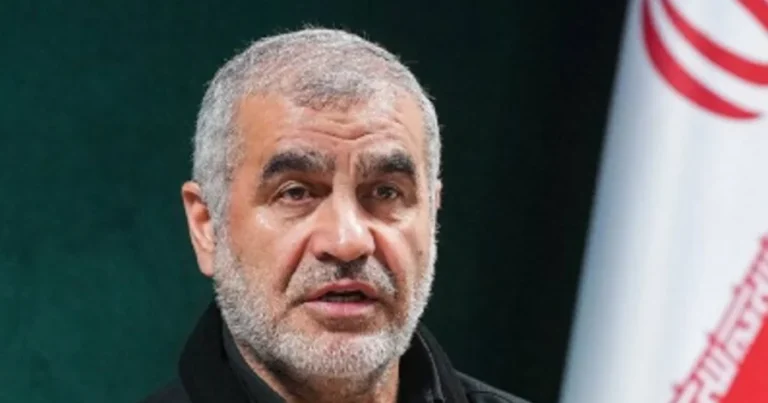 İran Hörmüz boğazını özünün “atom bombası” adlandırdı