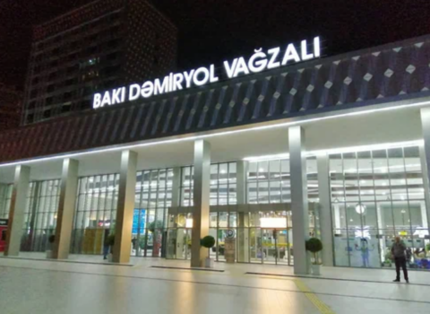 Bakı Dəmir Yolu Vağzalının sanitar qovşaqlarından istifadə ödənişli olub