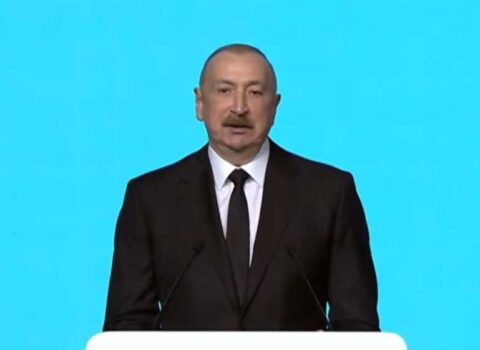 Dövlət başçısı: Təkcə Bakı yox, Azərbaycanın bir çox qədim şəhəri öz memarlığı ilə fəxr edə bilər