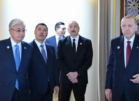 İlham Əliyev “Həzrət Sultan” Muzey-Qoruğunda – Foto
