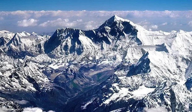 Dünyanın ən yüksək dağı Everest deyilmiş