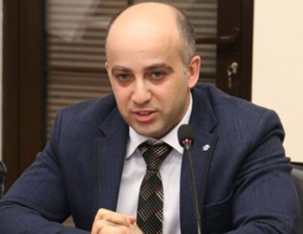 Vəzifəli şəxs vəfat etdi