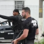 SON DƏQİQƏ: Prezidentliyə namizədə SİLAHLI HÜCUM – Eskobar və köməkçisi GÜLLƏLƏNDİ