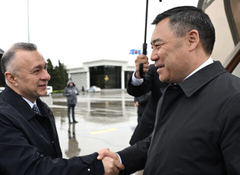 Japarov Azərbaycana gəldi