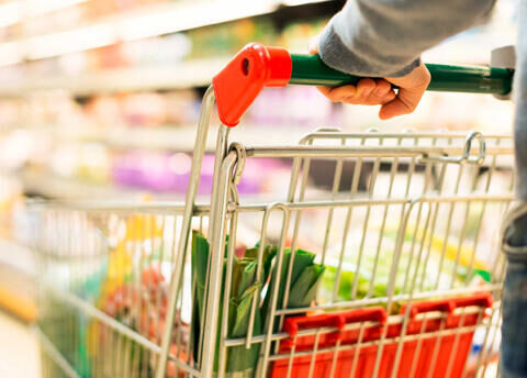 Supermarketlərdə səbətlər niyə qırmızı olur? – Görün bunun arxasındakı hiylə nə İMİŞ