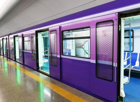 Bakı Metrosunda bu cür əyləşənlər həbs olunacaq – VİDEO