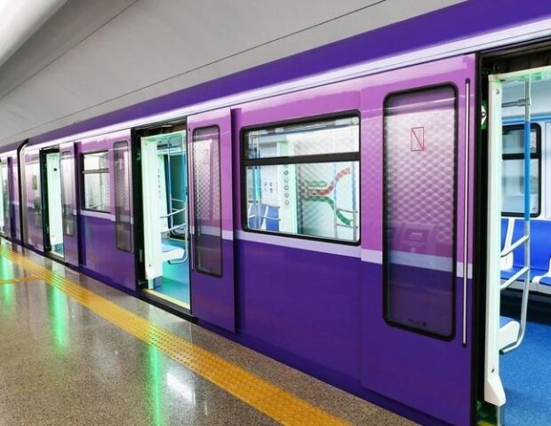 Bakı Metrosunda bu cür əyləşənlər həbs olunacaq – VİDEO