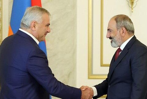 Paşinyan Karapetyanı məhkəməyə verdi