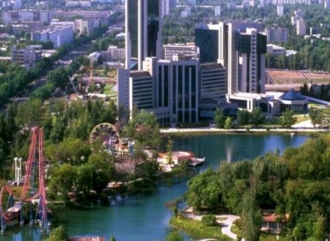 Bu ölkə ordusunu “Azərbaycan modeli“ ilə qurur