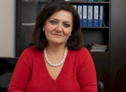 Rektor professoru işdən çıxardı, yeni vəzifəyə təyin etdi