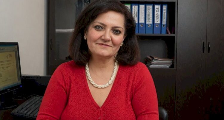 Rektor professoru işdən çıxardı, yeni vəzifəyə təyin etdi