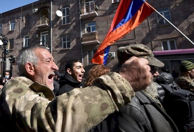 Ermənistan vətəndaş müharibəsinə doğru gedir – Tərəflər bir-birinin qanına susayıb
