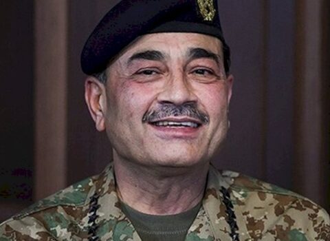 Asim Munir Tehrana getdi