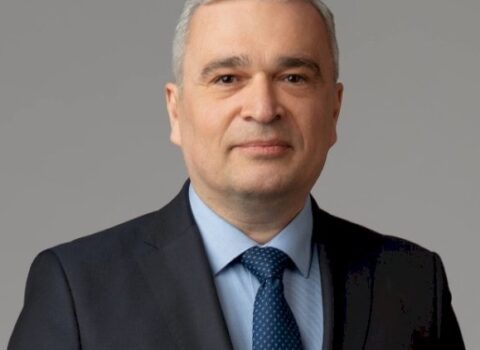 İlqar Məmmədov seçkilərdən yazdı – “Ona çox baha oturar”
