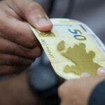 Kiməsə borc verib ala bilmirsinizsə, bu xəbəri mütləq OXUYUN