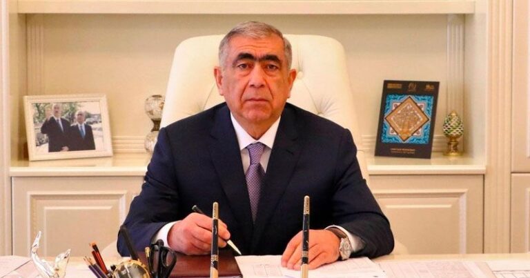 Saleh Məmmədov pul ayırmadı: Aylardır maaşsız qaldılar
