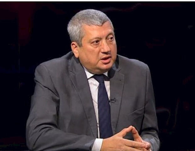 Ermənistanda referendum nə vaxt keçirilə bilər? – Zülfüqarov detallardan DANIŞDI