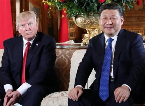 Donald Tramp Çində səfərdədir