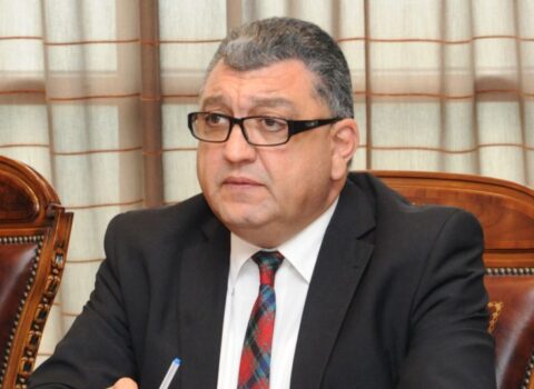 Prezidentin təltif etdiyi sabiq deputat kimdir? – DOSYE