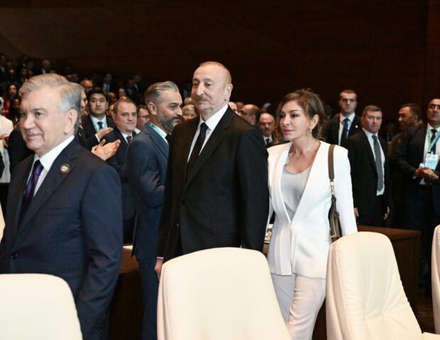 İlham Əliyevlə xanımının tədbirdən FOTOLARI