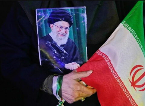 Xameneinin dəfn mərasiminə hazırlıq başladı