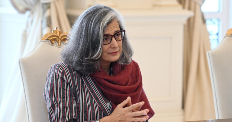 Anaklaudia Rossbax WUF13-ə uğurlu ev sahibliyinə görə Prezident İlham Əliyevə təşəkkür edib Anaklaudia Rossbax WUF13-ə uğurlu ev sahibliyinə görə Prezident İlham Əliyevə təşəkkür edib