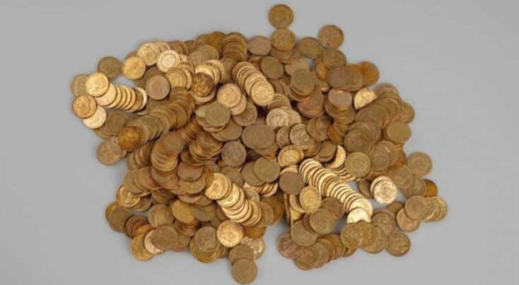 Paslı qabdan 7 kilo qızıl tapdılar Paslı qabdan 7 kilo qızıl tapdılar
