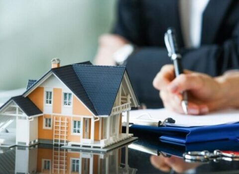 Qeydiyyat sistemi niyə çıxılmaza çevrilib? – Hüquqşünasdan ÖNƏMLİ açıqlama