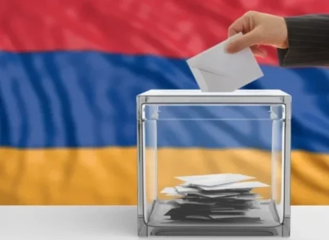 Ermənistanda parlament seçkiləri keçirilir