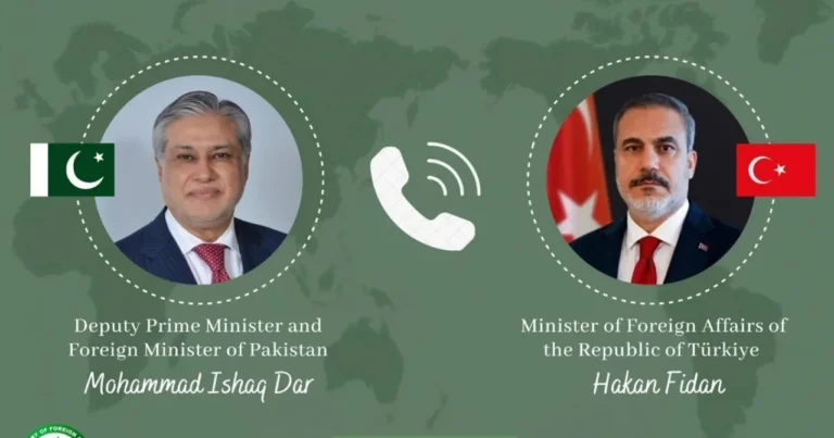 İshaq Dar və Hakan Fidan müzakirə apardılar İshaq Dar və Hakan Fidan müzakirə apardılar