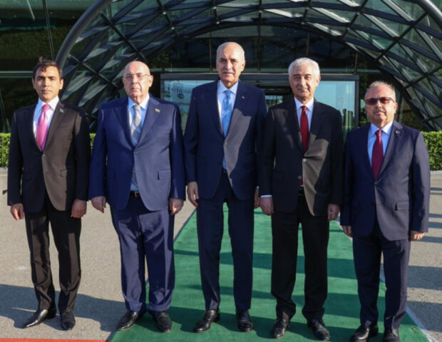 Numan Kurtulmuş Azərbaycandadır – Foto