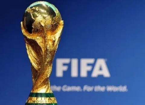 İngiltərə, Portuqaliya və Argentina meydana çıxır