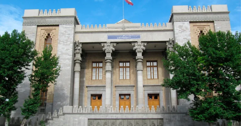 İran XİN: İsrail Livana hücum etsə, ABŞ ilə razılaşma pozulacaq
