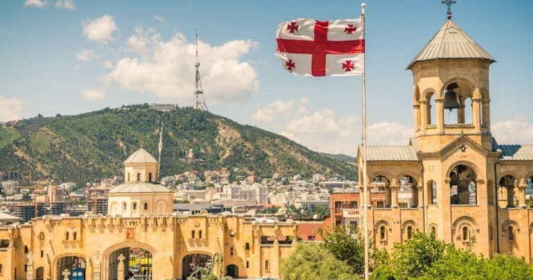 Gürcüstanda oxumaq üçün qaydalar dəyişir