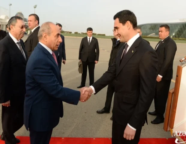Türkmənistan Prezidenti Sərdar Berdiməhəmmədov Azərbaycana səfərə gəlib