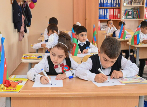 Sabahdan bəzi məktəblərdə dərslər DİSTANT formada keçiriləcək