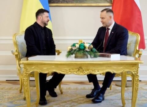 Navrotski və Zelenski arasında söz dueli