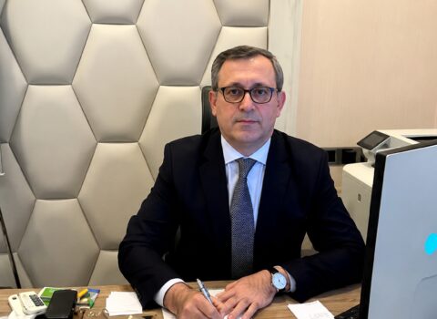 Eynulla Fətullayevin saytını satdığı Adəm İsmayılov kimdir? – İlginc məlumatlar