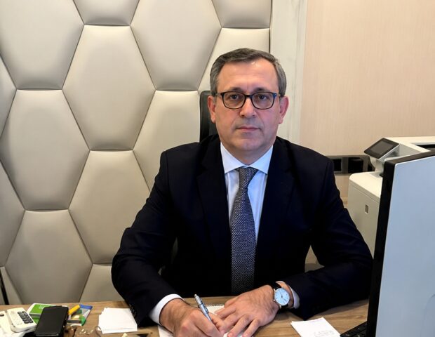 Eynulla Fətullayevin saytını satdığı Adəm İsmayılov kimdir? – İlginc məlumatlar