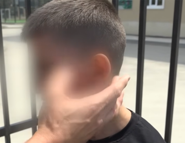 “Məni vurdu, bildirdi ki, evdə desən, qiymətini kəsəcəyəm” – Video