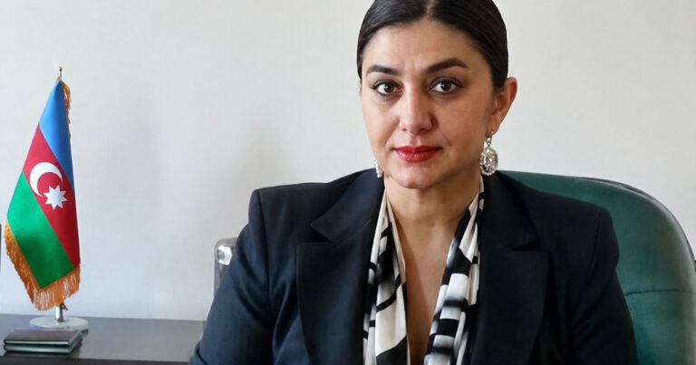 Bakıda sabiq məmur dava saldı, polisə düşdü Bakıda sabiq məmur dava saldı, polisə düşdü
