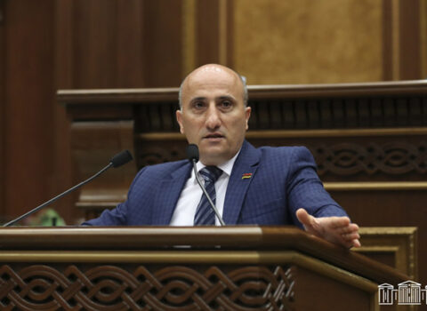 Tsarukyan çətin vəziyyətdə – “Çiçəklənən Ermənistan”ın xəyalları belə “puç oldu”