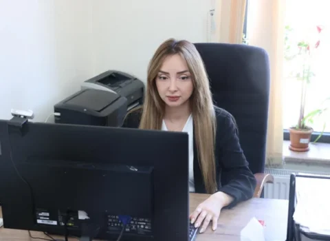 Xankəndidə dünyaya gələn ilk uşağın anasına vəzifə verildi