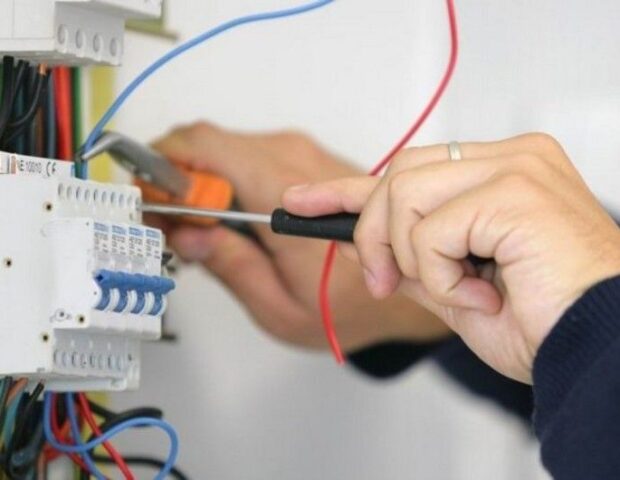 Maştağada elektrik cərəyanı vuran kişi vəfat etdi